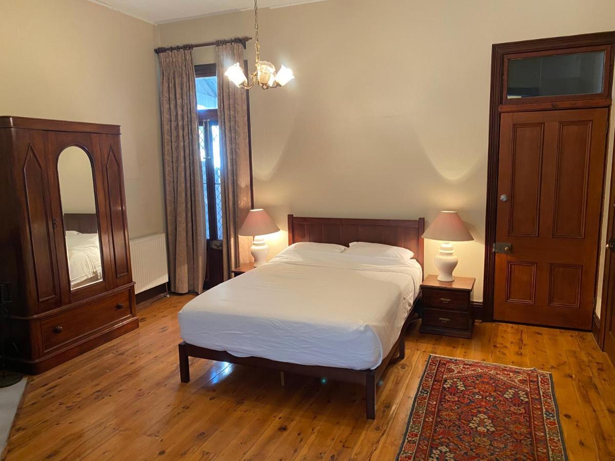 Yass Central Bed & Breakfast Екстериор снимка